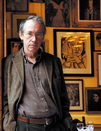 Ian McEwan 'gừng càng già càng cay'